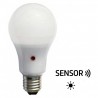 BOMBILLA LED CON SENSOR CREPUSCULAR 12W 6000K